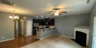 Like-New Townhome in Prime SW Durham Location! Gallery 4