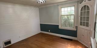 Spacious 5 bedroom 3 bathroom home Gallery 5