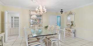 1700 NE 191st St Gallery 4