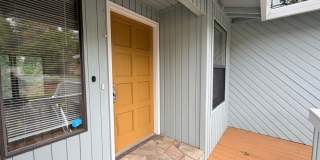 Brand New Flooring and Paint Upper Level Duplex Gallery 5