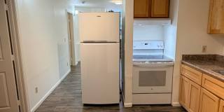 West Oakland 3 Bedroom Flat! Gallery 9