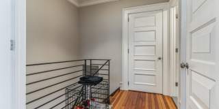 2126 LOCUST Street Gallery 10