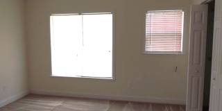 Beautiful Town Home in Tucker Creek Gallery 13