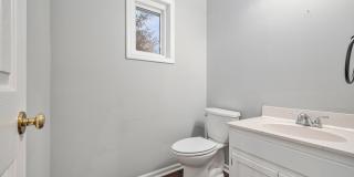 *MOVE IN SPECIAL* $250 Off First Full Month's Rent OR Free 55in TV! Northland 3BR/3BA Gem: Now Available Gallery 16