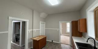938 W Edwards Springfield, IL Gallery 15