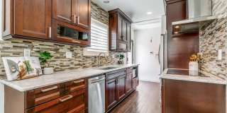 1714 W Summit Gallery 10