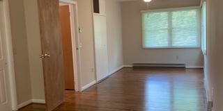 5 Bedroom 3 Bath House with 2 Car Garage Gallery 20