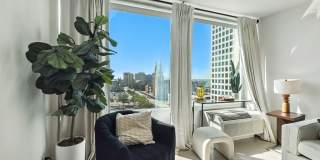 West 7th Apartments Gallery 35