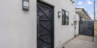 10006 Odessa Ave Gallery 17