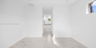 1923 Sunniland BLVD Gallery 23