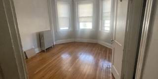 Affordable Allston Studio Near the Green Line - AVAILABLE NOW Gallery 1