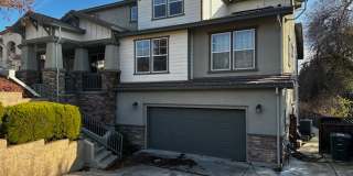 Beautiful 5 bed & 3 bath home in highly sought school district Gallery 1