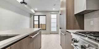 300 Franklin St Unit 2 Gallery 1