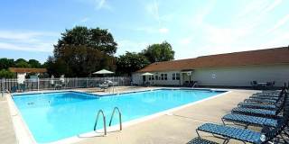 The Hampton Apartments Gallery 13