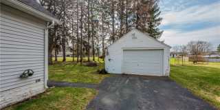 133 River Meadow Drive Gallery 7