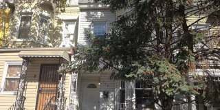 5BR/1.5BA Row Home with Backyard and Laundry Hookups Gallery 70