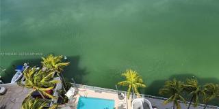 5880 Collins Ave Gallery 21