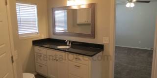 5320 North Drexel Boulevard Gallery 10