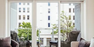 20 Midtown Gallery 5