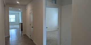 Beautiful 3 Bedroom, 2 Bathroom Home for Rent! Gallery 9