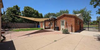 1317 W HOLLY Street Gallery 36