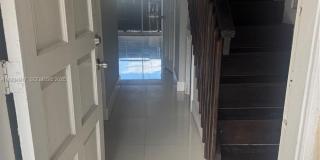 1550 W 7th Ct Gallery 1