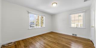 105 Park Avenue Gallery 22