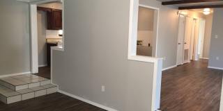 Adorable cottage is right in the heart of OKC! Gallery 7