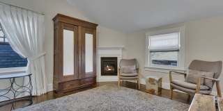 214 Monmouth Avenue Gallery 70