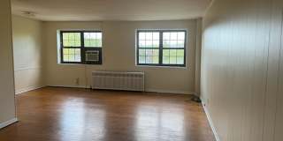 5424 Fifth Avenue Gallery 32