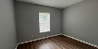 ** COMING SOON ** FENCED Three Bedroom in Watermill Gallery 16