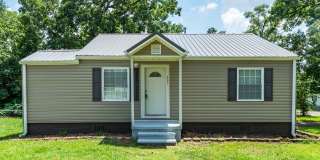 Charming 3-Bedroom Home in a Quiet, Convenient Neighborhood! Gallery 1