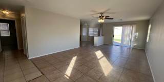 1776 square foot 3 Bedroom home in El Mirage Gallery 10