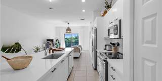 8175 Northwest 104th Avenue Gallery 1