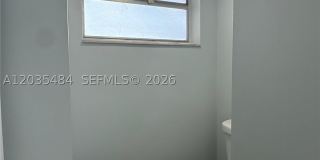 1680 NE 191st St Gallery 10