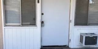 Cozy 1-Bedroom Unit with Private Backyard Gallery 1