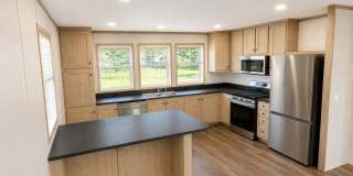4052 Underwood Lane Gallery 1