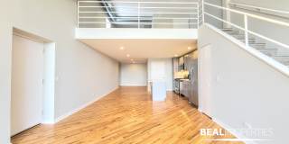 2320 N Damen Ave Gallery 4