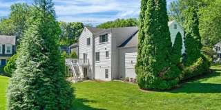 222 APPLE BLOSSOM Court Gallery 41
