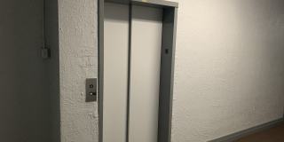 246 S Kenmore Ave Gallery 4