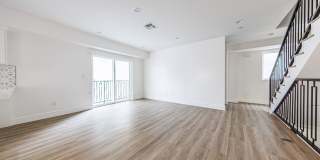 Massive Luxury 4 Beds with 2-3 Parking Spots Gallery 30