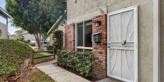 Large spacious 2 Bedroom in UTC Gallery 1