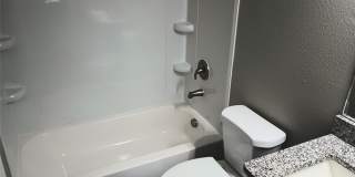 2004 Pecan Street Gallery 10