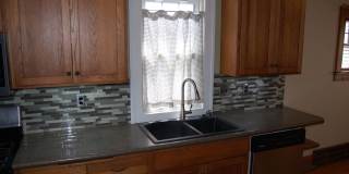 Great house in NE Lincoln! Gallery 13