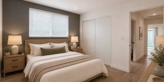 12542 Emelita Gallery 6