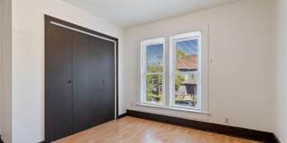 U of M~ Marcy Holmes SFH ~ 6 Bedroom House ~ September 2026! Gallery 7