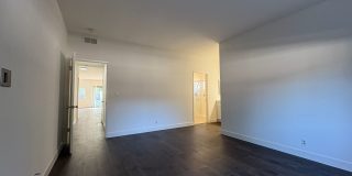 Updated 3 BR Condo at The Enclave in Redwood Oaks Updated 3 BR Condo at The Enclave in Redwood Oaks Gallery 14