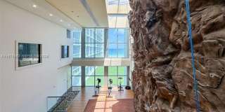 6801 Collins Ave appt 604 (A11974352) Gallery 24