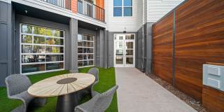 Towne Nashville Gallery 23