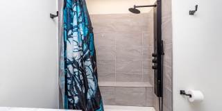 Beautifully Maintained Townhome with Fantastic Amenities Gallery 25